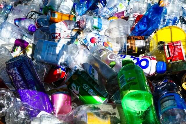 Ograniczanie produkcji odpadów – recykling to jedynie część ogromnego przedsięwzięcia
